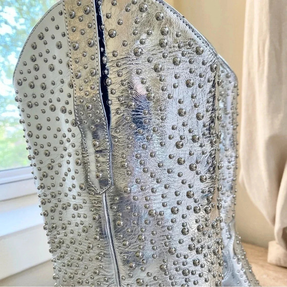 New Free People Jeffrey Campbell Dagget Stud Western Boots Metallic Silver US 6 - Picture 4 of 12